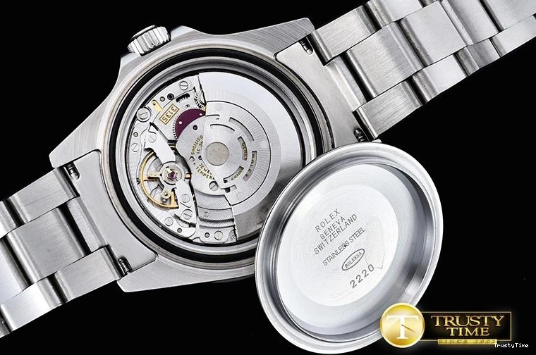 0304 ROLSD061 – SeaDweller UrbanChic 1020